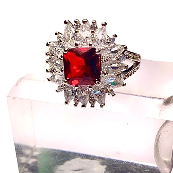 Garnet & CZ Gemstone Ring of 925 Sterling Silver Overlay (8.5) - Picture 5 of 10